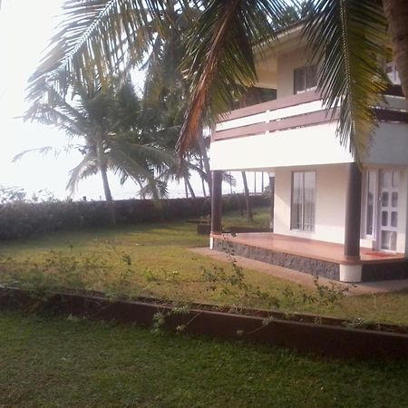 Kappad Beach Resort Chemancheri Exterior photo